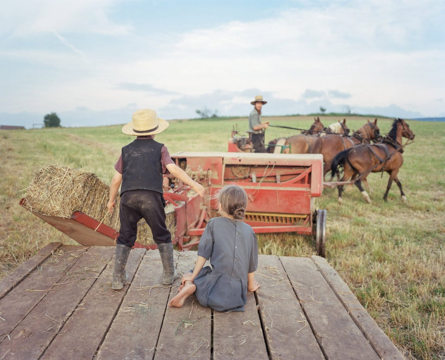 Documentary film photography by Viktor Hübner, amish people in USA