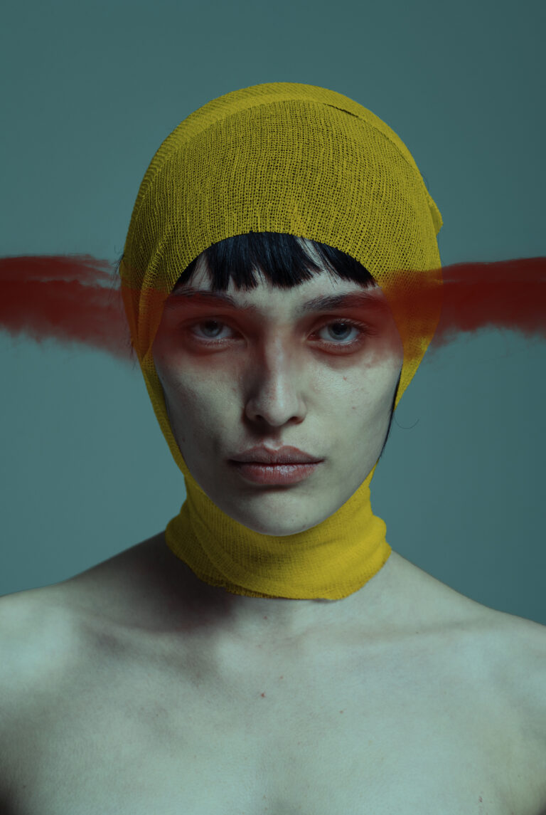 color studio portrait of a white woman by Paolo Barretta